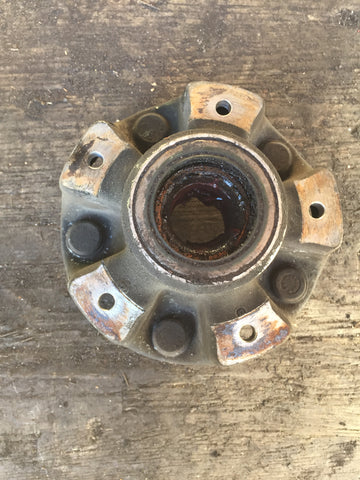 911 Front Hub with wheel studs bolts 1974-89 - 911.341.065.06