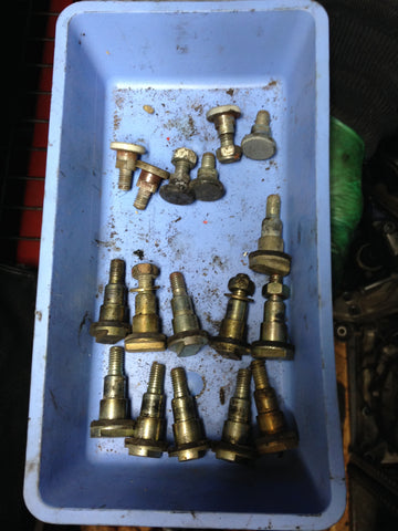 G50 Shift coupler bolts 1987  ask about discount shipping - 950.424.025.00