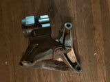 Cayman S Transmission mount and bracket tiptronic right 986.375.154.00 2006 - 986.375.094.03